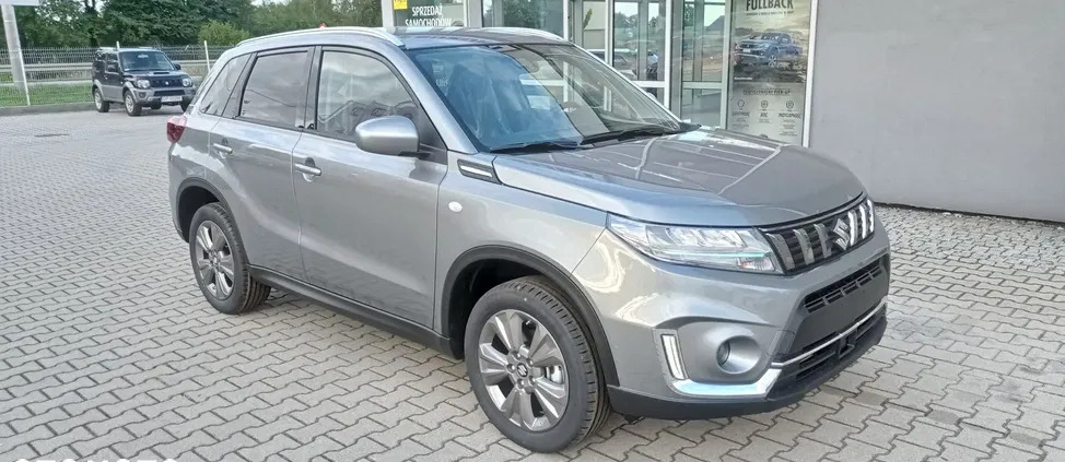 suzuki vitara opolskie Suzuki Vitara cena 97590 przebieg: 5, rok produkcji 2024 z Legnica